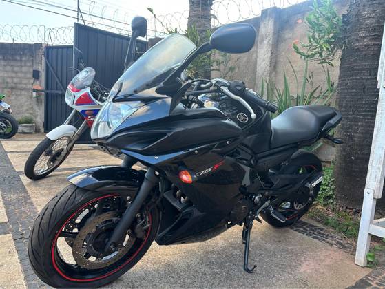 YAMAHA XJ6 F 